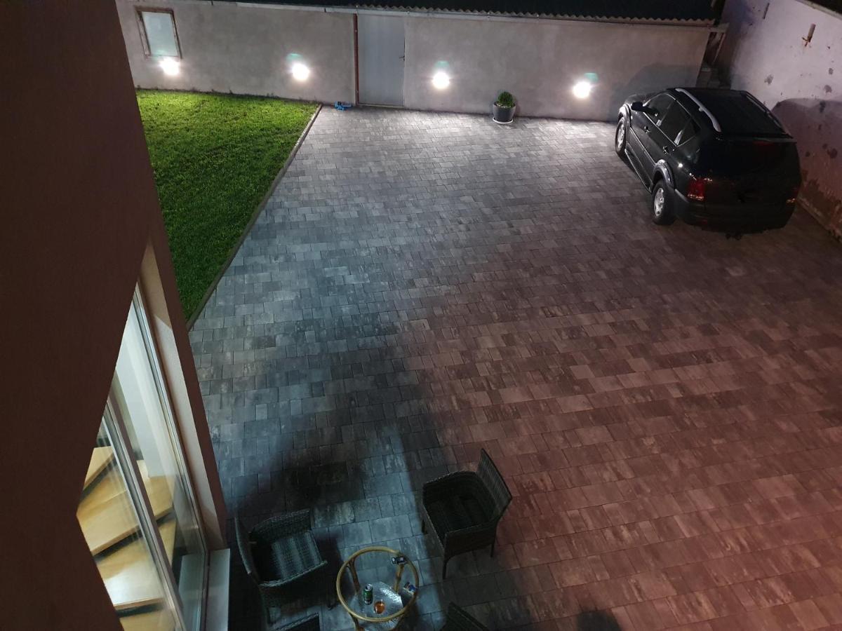 Apartman Bozur **** Satnica Dakovacka Ngoại thất bức ảnh