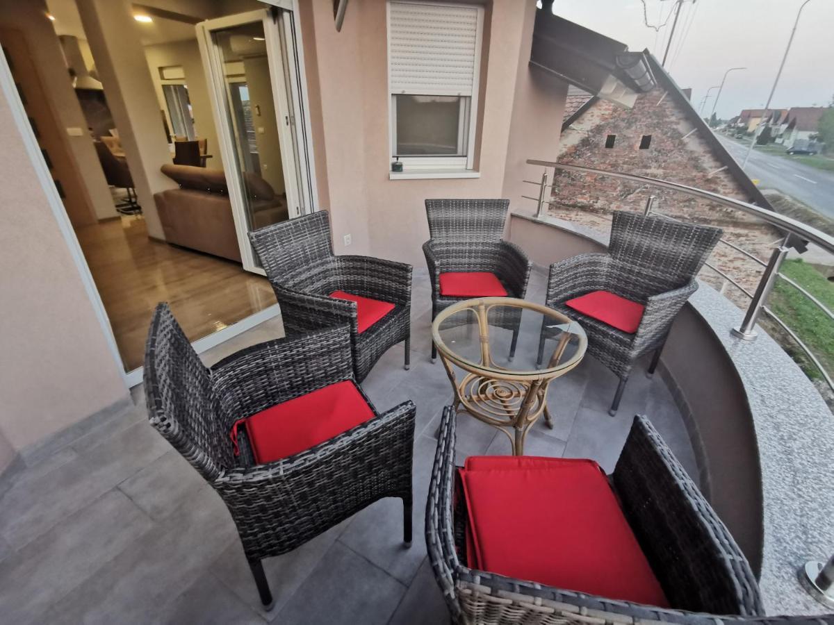 Apartman Bozur **** Satnica Dakovacka Ngoại thất bức ảnh