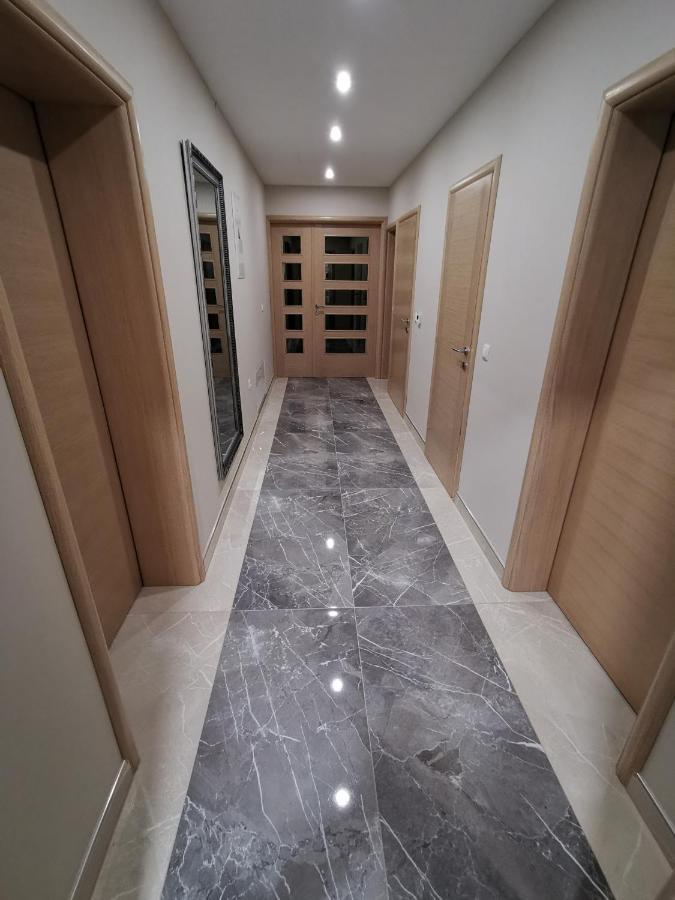 Apartman Bozur **** Satnica Dakovacka Ngoại thất bức ảnh